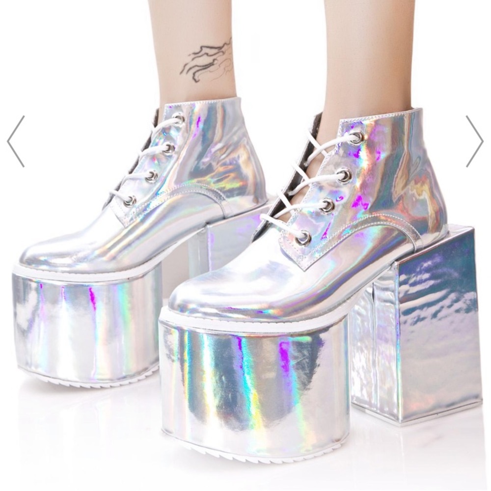🚫SOLD🚫❕Y.R.U Brilliance Holographic Platforms❕